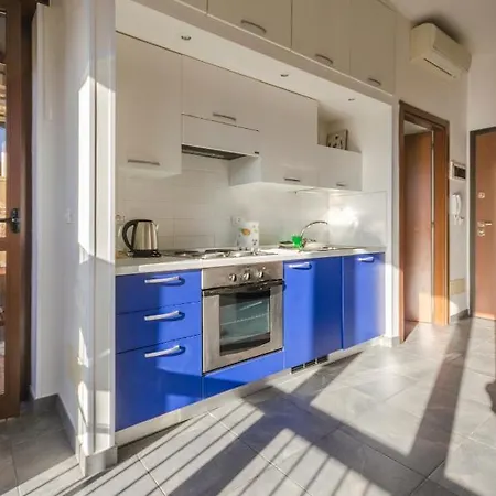 Realkasa Station Flat Διαμέρισμα *