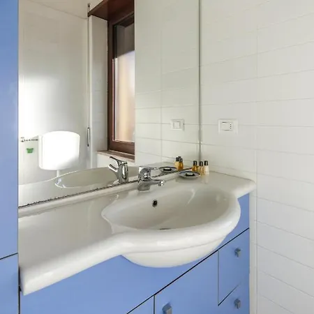 Realkasa Station Flat Διαμέρισμα *